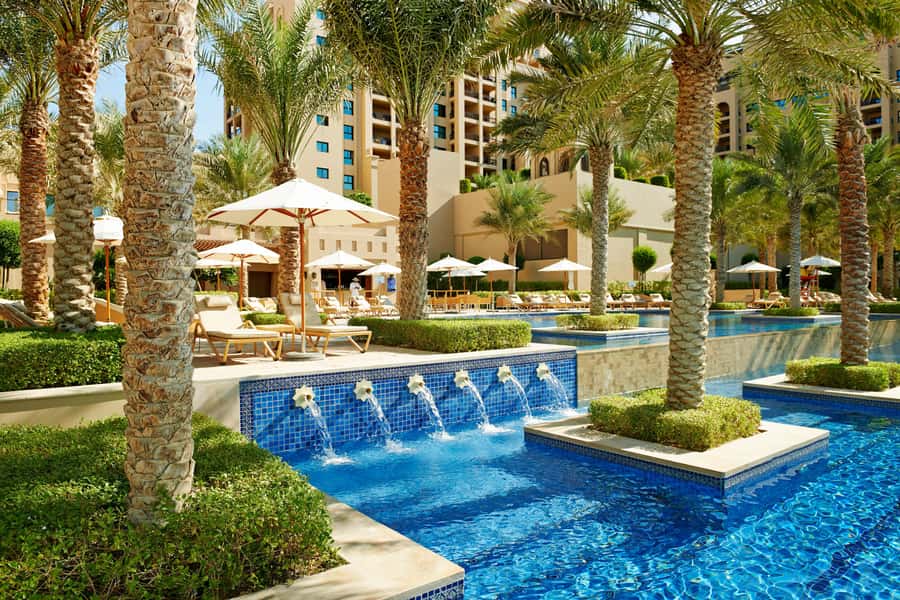 Dubai: Fairmont the Palm Pool and Beach Access - What to pack and how to plan the day