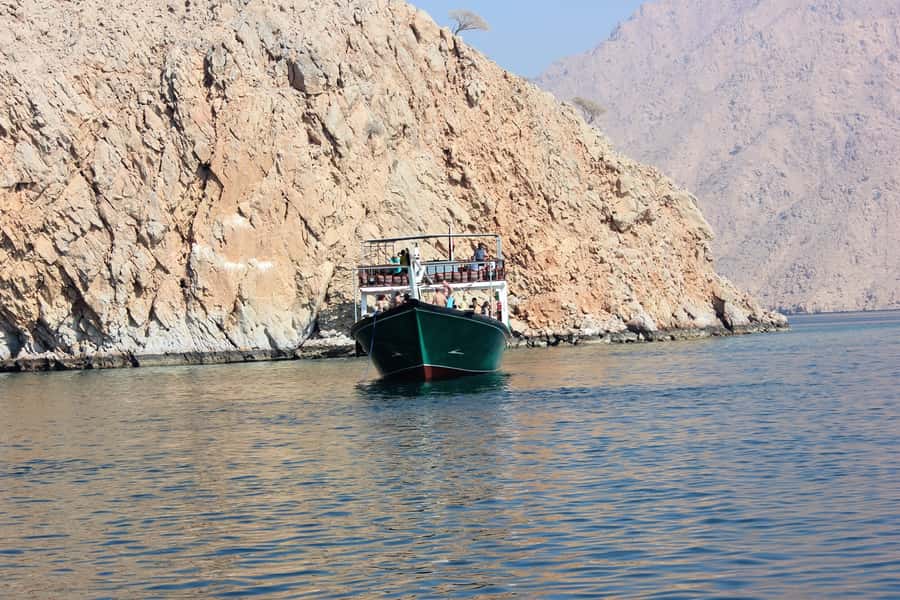 Dubai: Full-Day Sea Safari to Musandam - Caves, bays, and mountain views from the water