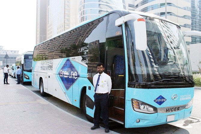 Dubai Full Day Tour with Entry Ticket to Burj Khalifa at the Top - The art and carpet stop