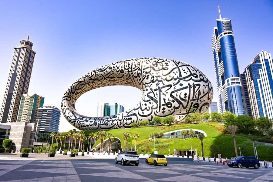Dubai: Future Museum, Burj Al Arab, and Dubai Frame Tour - Dubai Frame: where the city’s two eras meet