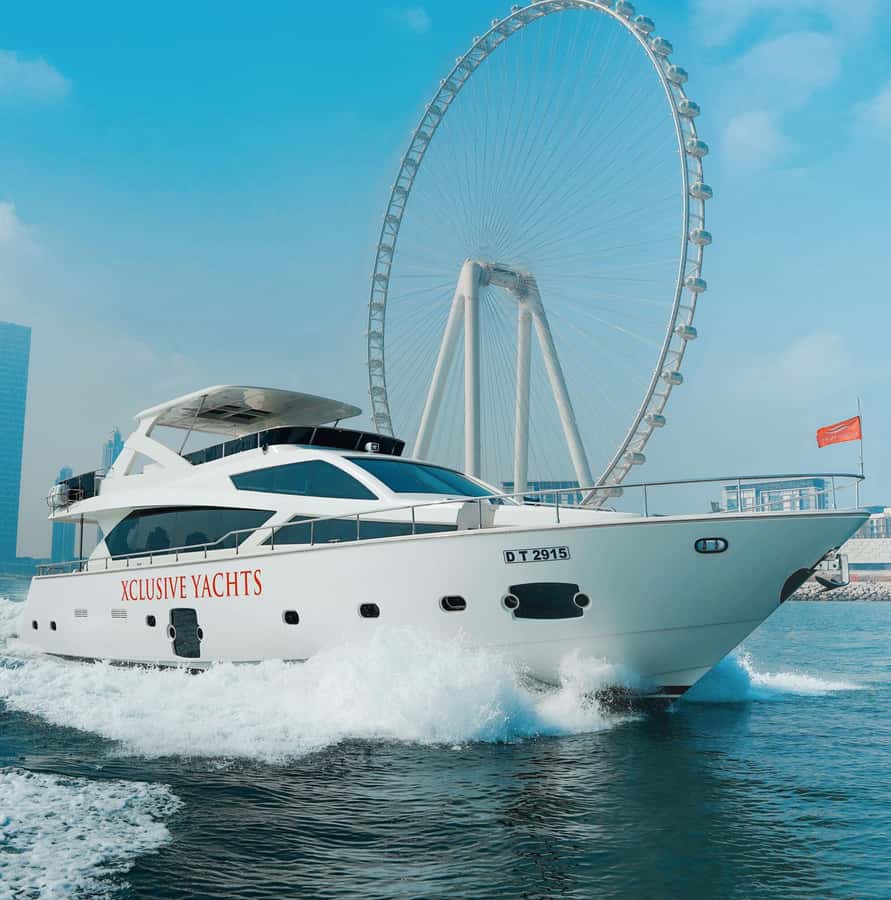 Dubai Harbor: Luxury Yacht Tour with BBQ Options - Choosing between the one-hour and two-hour cruises