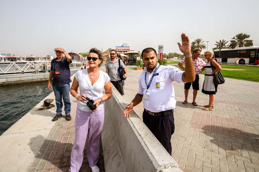Dubai: Historic City Highlights Day Trip - The abra ride across Dubai Creek