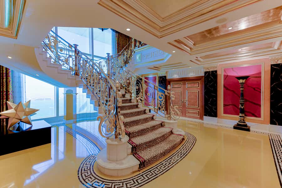 Dubai: Inside Burj Al Arab Guided Tour with Optional Extras - Dress rules are stricter than many Dubai attractions