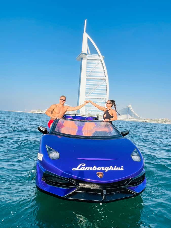 Dubai: Jet car at Burj Al Arab with photos and videos - Taking control of the jet car