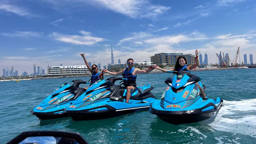 Dubai Jet Ski: Burj Khalifa, Burj Al Arab, Pics & Ice Cream! - What the 45-minute ride is really like