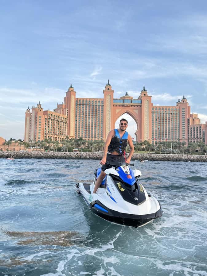 Dubai: Jet Ski Tour of Burj Al Arab & Atlantis the Palm - Jumeirah Beach Hotel and the open-water ride