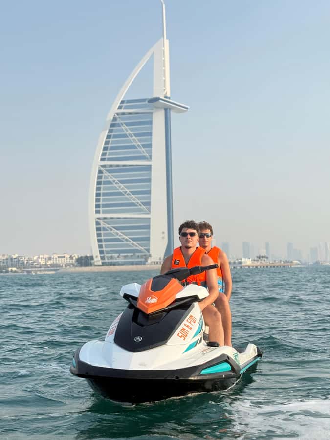 Dubai jet ski: visit the Burj al Arab and Atlantis with photos and videos - Practical booking advice before you go