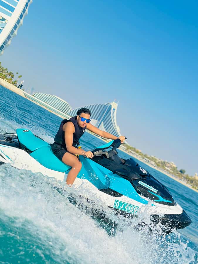 Dubai jet ski: visit the Burj al Arab and Atlantis with photos and videos - Who should book this jet ski tour?