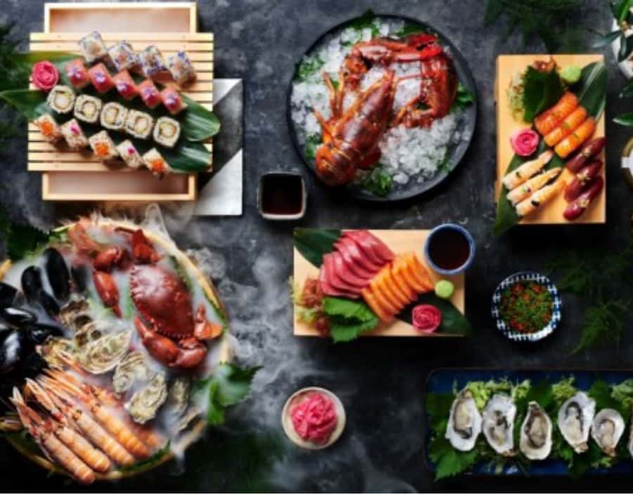 Dubai: Luxury Dinner Buffet at Gastronomy Atlantis The Royal - Seventeen stations and a serious amount of choice
