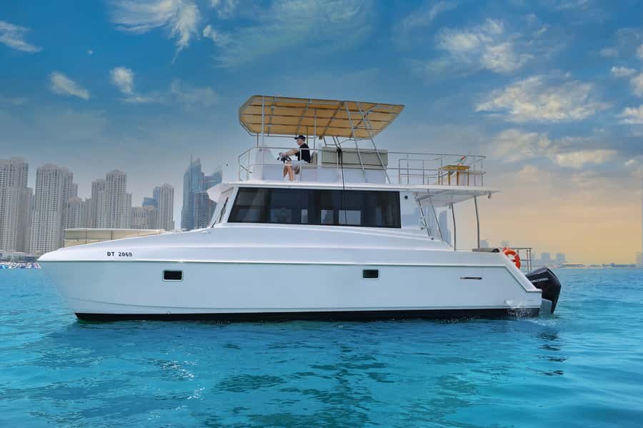 Dubai: Luxury Sightseeing Cruise with Food and Drinks - Palm Jumeirah: Dubai’s man-made coastline