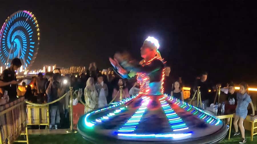 Dubai Marina: Dinner Cruise in a Traditional Boat - How to get the best value from $41