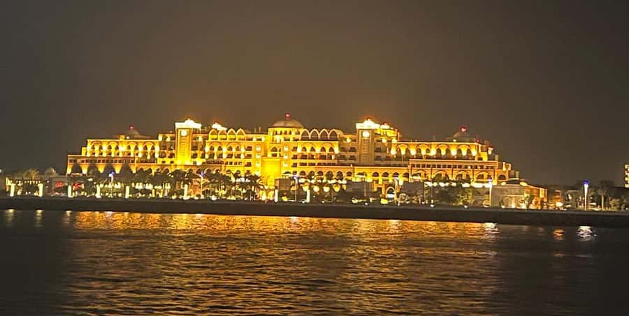 Dubai Marina Dinner Cruise with Live Entertainment(Al Wasl) - Buffet dinner with three food styles