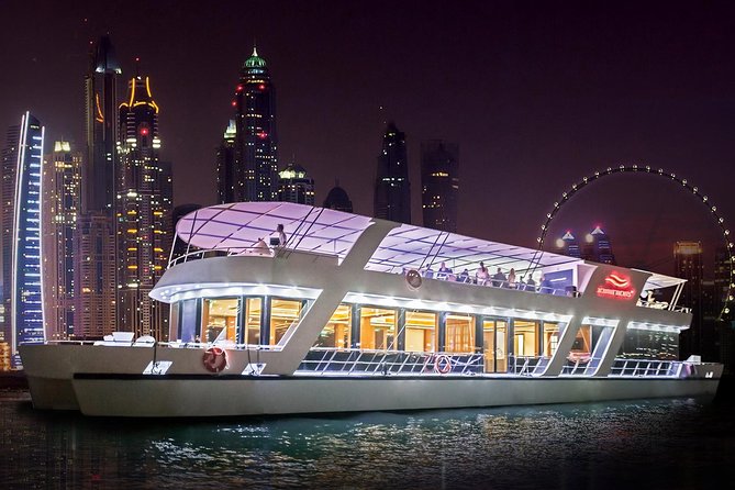 Dubai Marina Dinner Cruise with Live Music & Open Bar - Live music and the mood on board