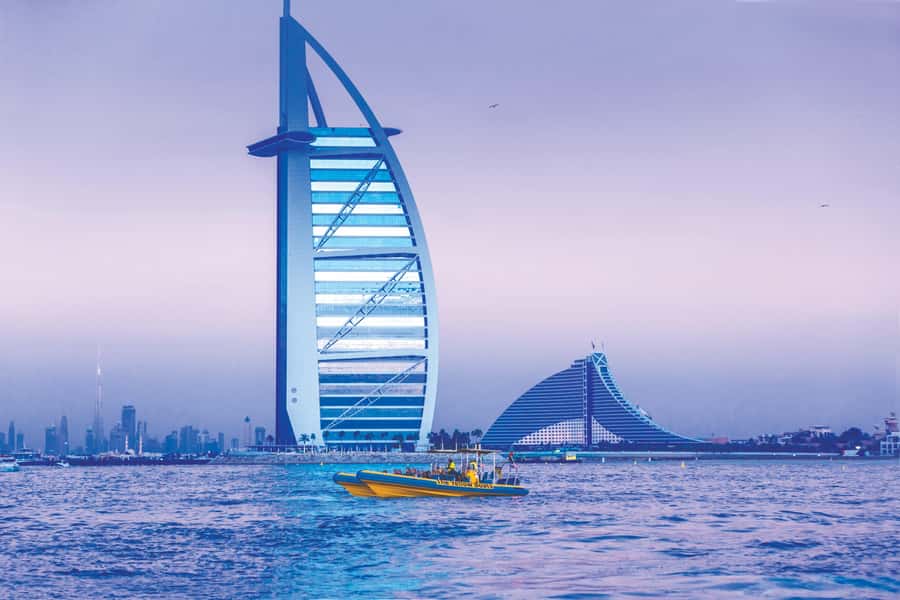 Dubai Marina: Guided Sightseeing Tour by Speedboat - Burj Al Arab and Madinat Jumeirah