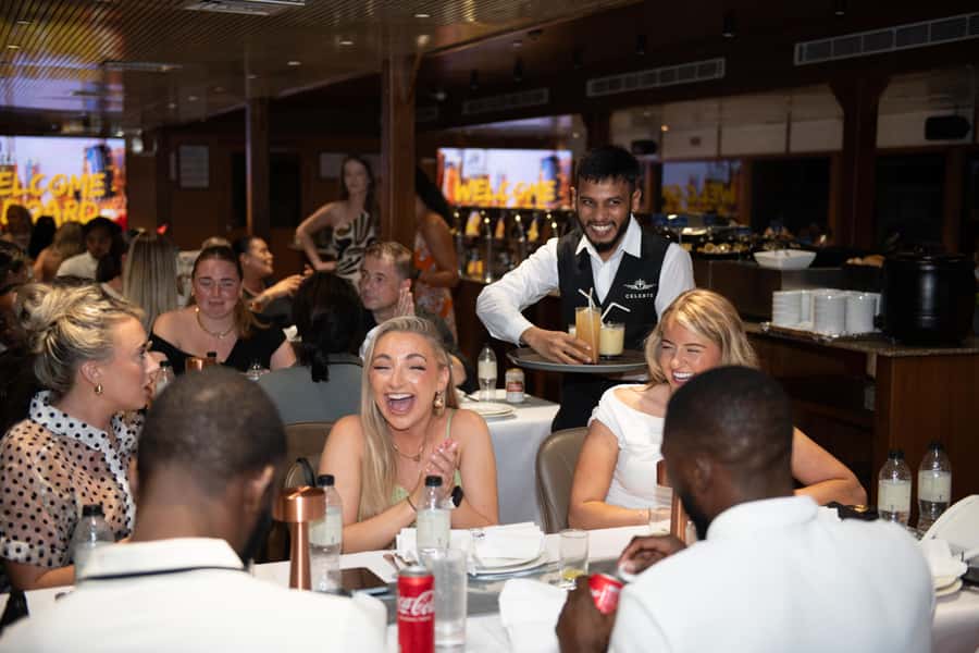 Dubai Marina: Luxury Dinner Cruise, Live Show, Open Bar & DJ - Dubai Marina after dark