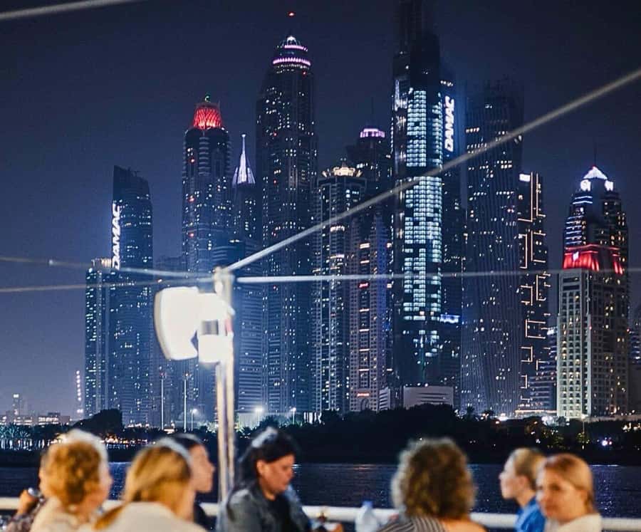 Dubai: Marina Premium Dinner Cruise with Unlimited Drinks - What this Dubai Marina dinner cruise is really like