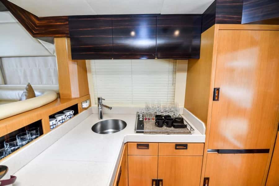 Dubai: Marina Private Luxury Yacht Tour - Booking Tips for a Smoother Departure