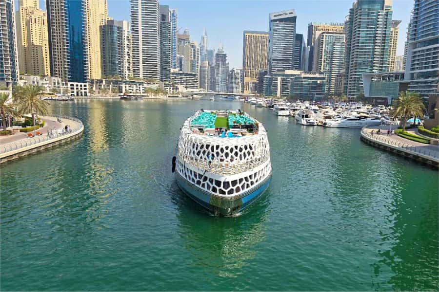 Dubai: Mega Yacht Dinner Cruise with Buffet - Seeing Dubai’s skyline from the Lotus Royale
