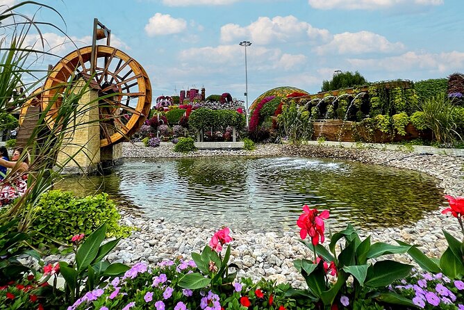 Dubai: Miracle Garden Tickets with Round-trip Transfer - What makes Miracle Garden worth your time
