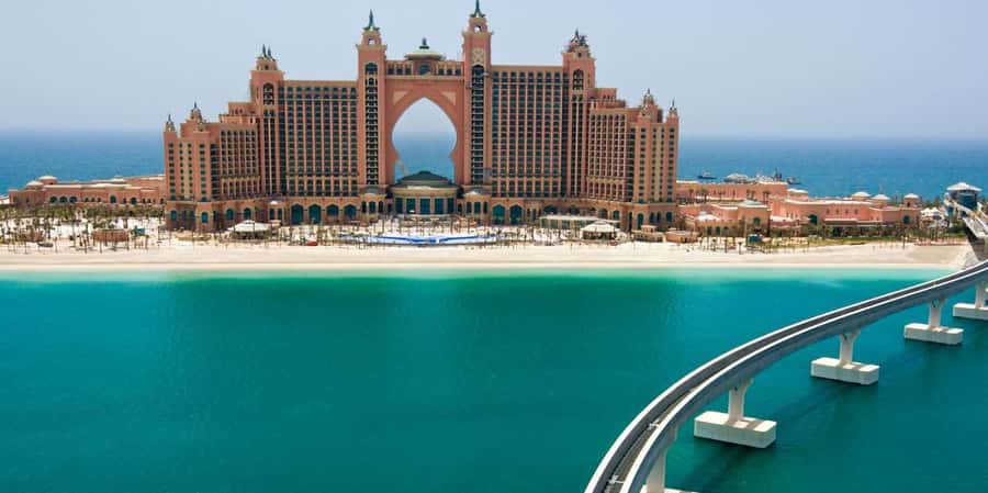 Dubai: Old to New Dubai Private Half-Day Sightseeing Tour - Burj Al Arab, Madinat Jumeirah, and the resort corridor