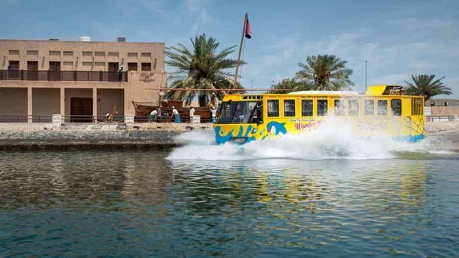 Dubai: Old town tour with Wonder Bus, souks, Creek and Guide - Bayt Al Wakeel, spice stalls, and the return route