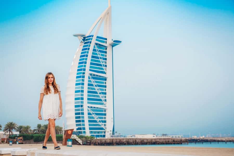Dubai Photo Shoot with a Personal Travel Photographer - Who will enjoy this most