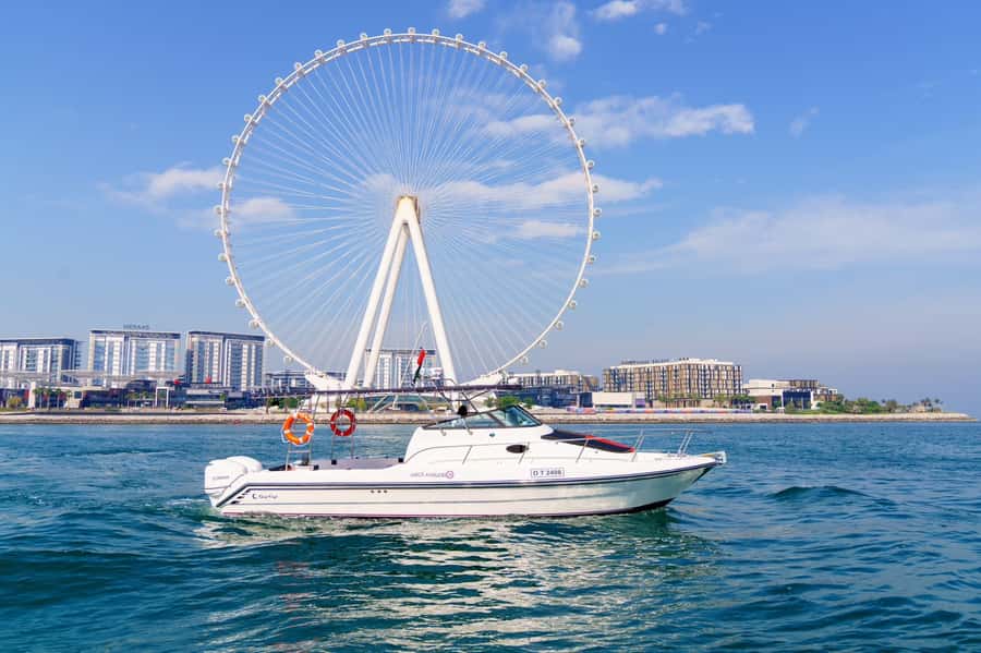 Dubai: Private Coastline Landmarks Mini-Yacht Tour - Key points at a glance