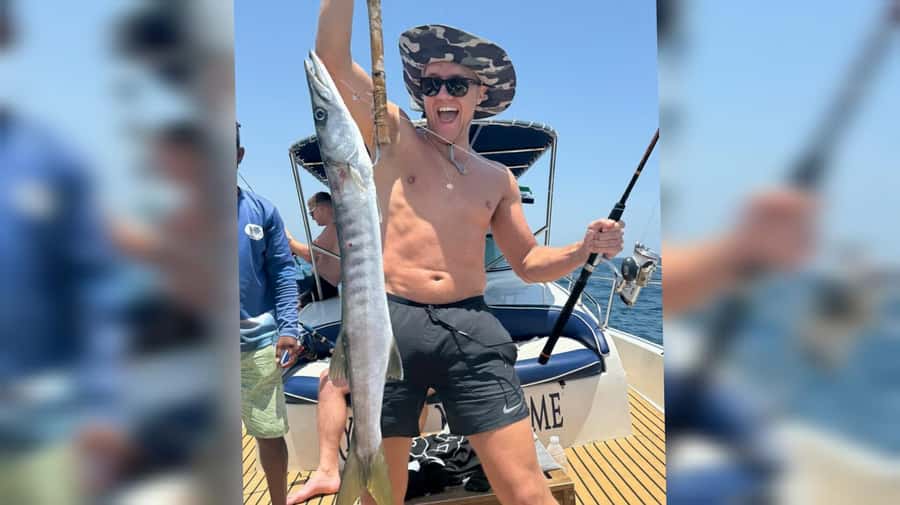 Dubai: Private Deep Sea Fishing Trip with BBQ of Catch - From Dubai Harbour to open water