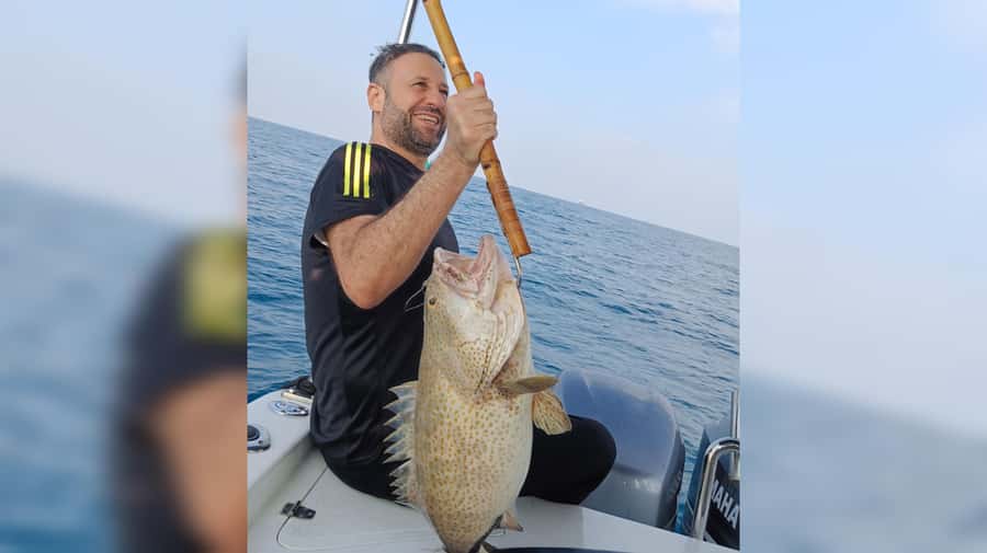 Dubai: Private Deep Sea Fishing Trip with BBQ of Catch - Handling heat, waves, and sea-sickness