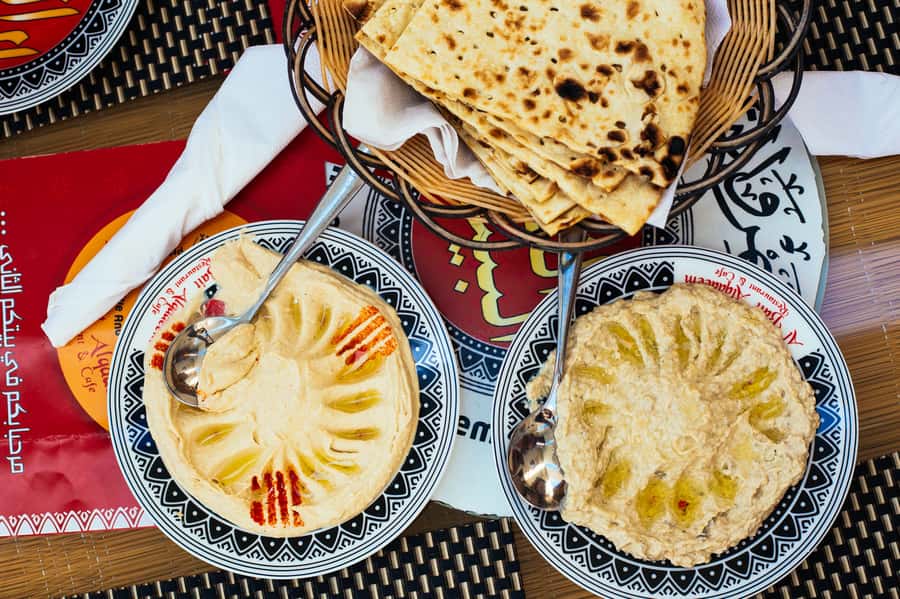 Dubai: Private Food Tour – 10 Tastings with Locals - Who should book this food tour?