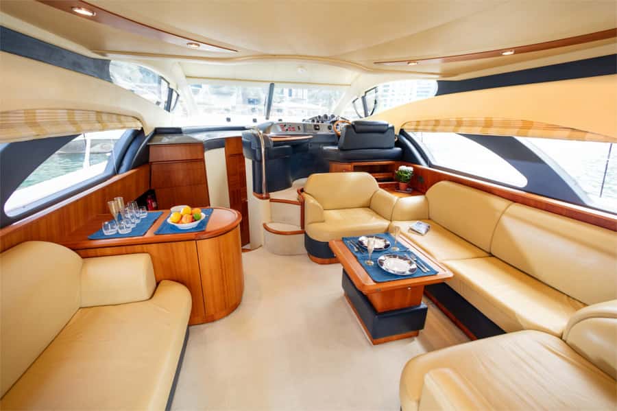 Dubai: Private Luxury Yacht Cruise for up to 20 People - Daytime or evening departure