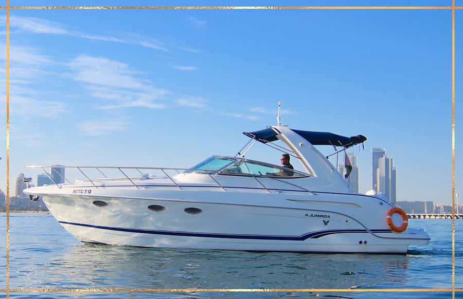Dubai: Private Yacht Cruise for Unforgettable Memories - Why a private yacht works so well in Dubai