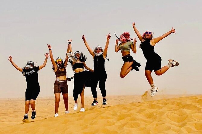 Dubai Red Dunes with Sandboarding, Camel Ride, Falcon & VIP Camp - The guides make a real difference