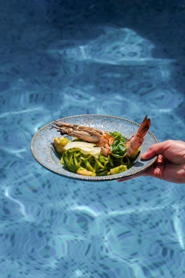 Dubai: Riva Beach Club Pool and Beach Day Pass - What your day at RIVA actually looks like