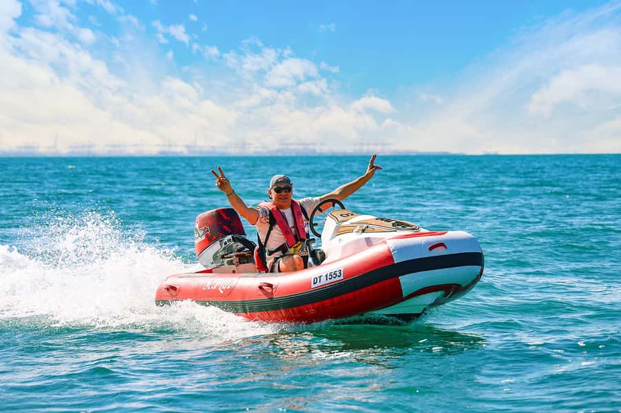 Dubai: Self-Drive Boat Experience for 1 or 2 People - Key points before you book