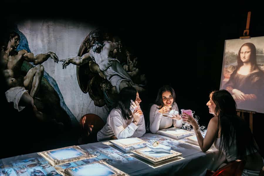 Dubai: Seven Paintings Immersive Dining Show Tickets - Picasso, Pollock, Warhol, and Da Vinci on the menu