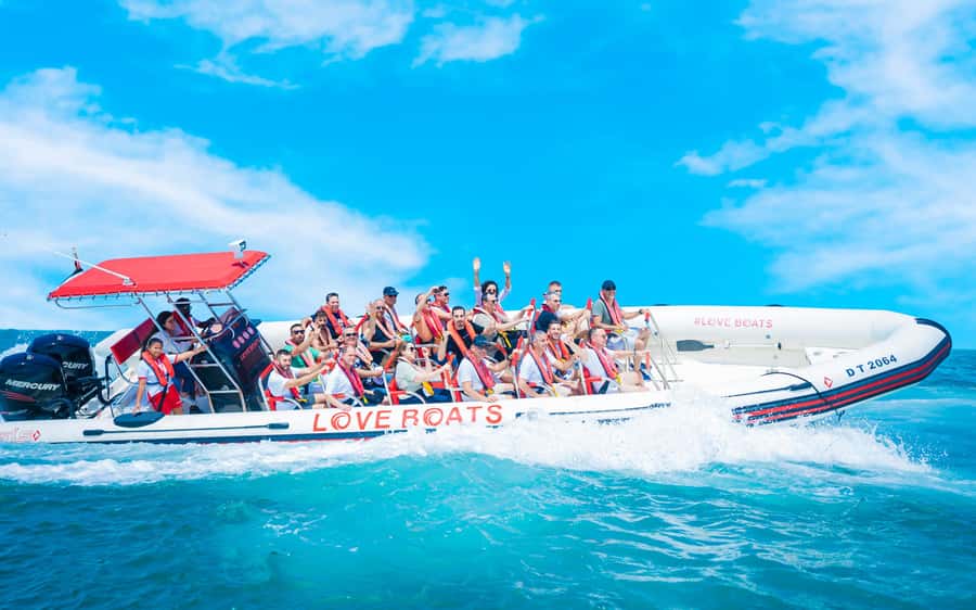 Dubai: Sightseeing Speedboat Tour with Live Tour Guide - Key points to know before booking