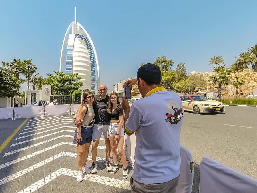 Dubai: Signature Old Town, Heritage Souks & Traditional Abra - Gold Souk for a short look at old Dubai