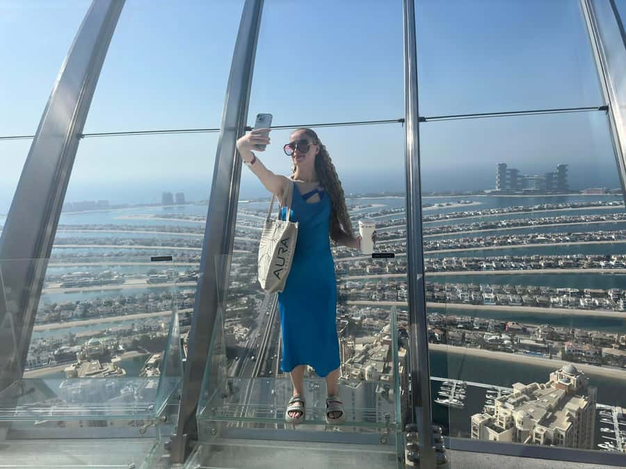 Dubai: Sky Pool and Palm Observatory Access - The day begins at Dubai Marina Mall