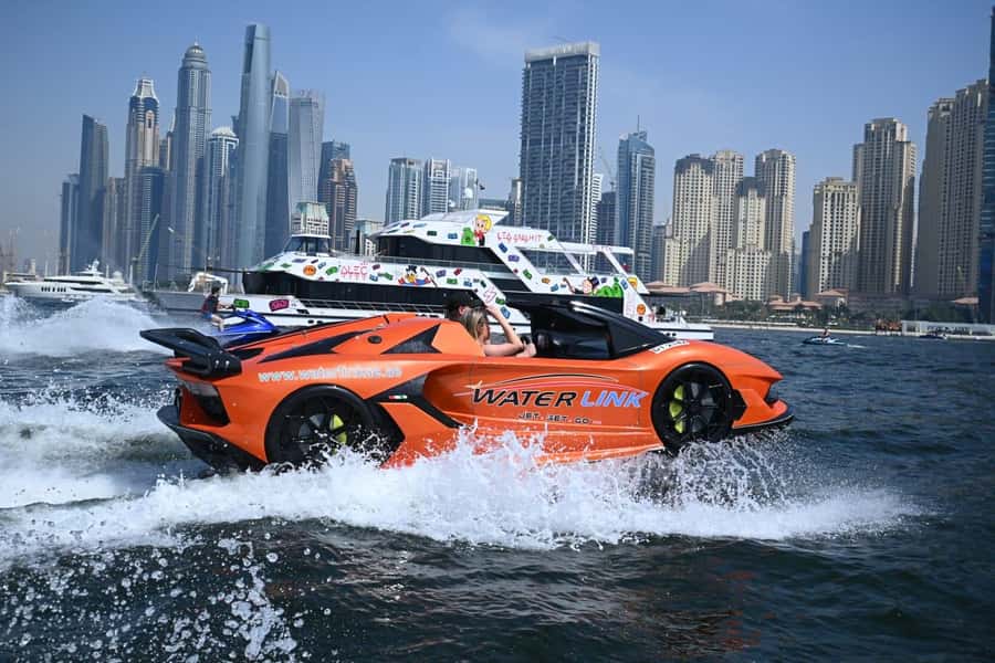 Dubai: Splash & Thrill | 20min Jet Car DXB Harbour - Driving a sports car across Dubai Harbour
