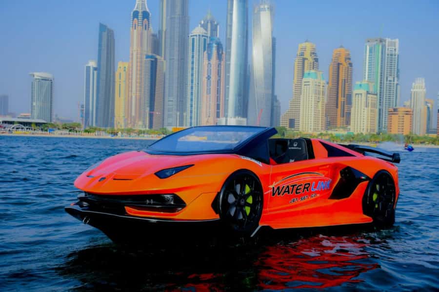 Dubai: Splash & Thrill | 20min Jet Car DXB Harbour - How the staff shape the experience