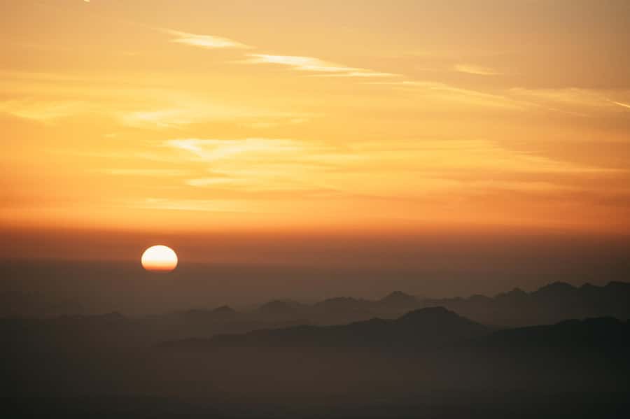 Dubai: Sunrise Balloon Flight with Camel Ride & Breakfast - Why the sunrise flight is the real reason to book