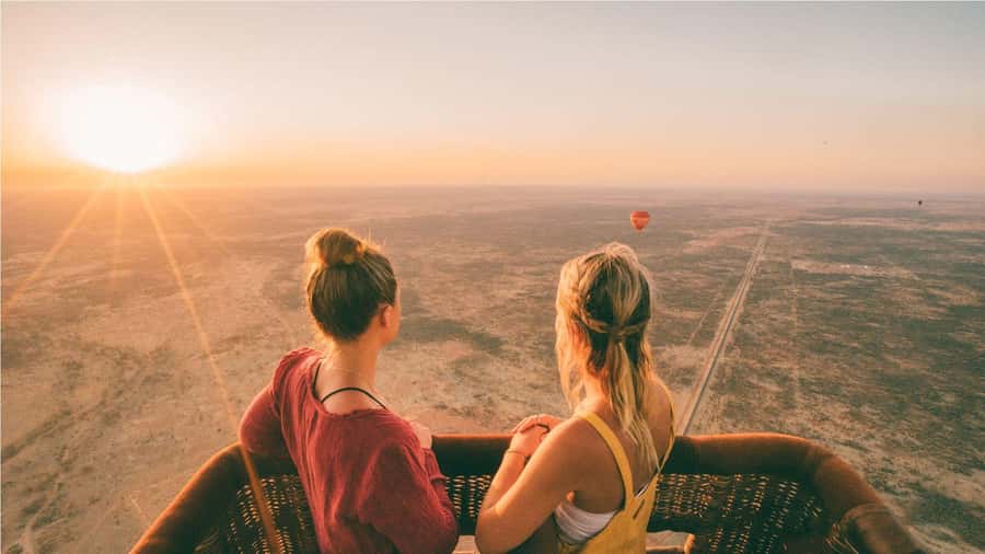 Dubai: Sunrise Hot Air Balloon Tour with E-Certificate - Should you book it?