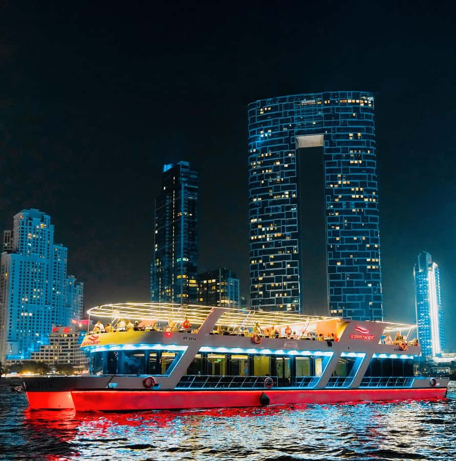 Dubai: Sunset or Dinner Cruise with Live Music & Open Bar - Boarding at Xclusive Yachts