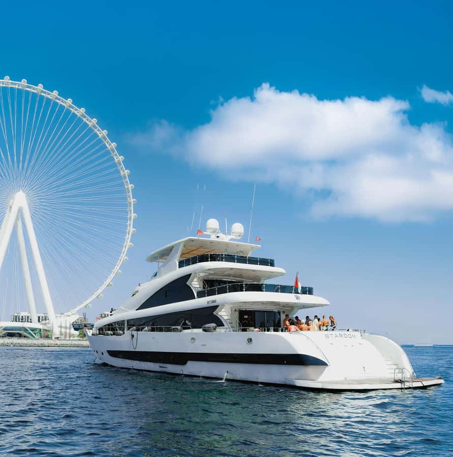 Dubai: Superyacht Experience with Live Music & Drinks - What the three decks are really like