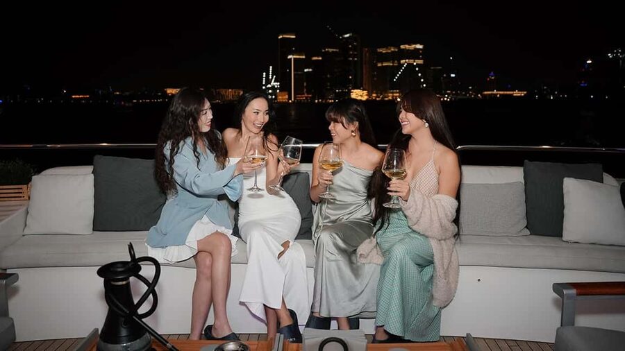 Dubai: Superyacht Experience with Party & Live DJ - Who will enjoy this yacht party most