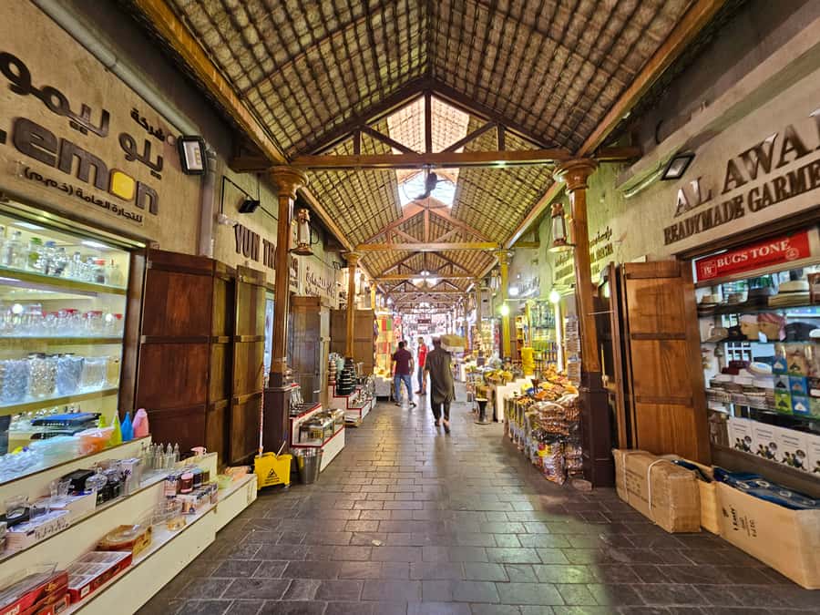 Dubai: Top 15 Must-See Dubai Sightseeing Tour in a SUV/VAN - Start in the old city at Bur Dubai Creek