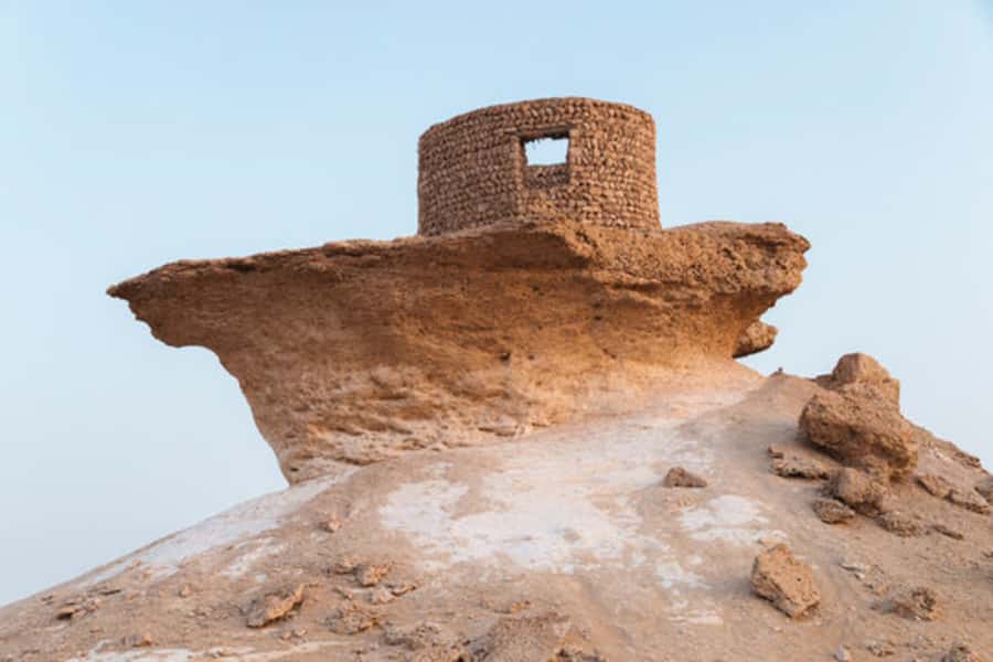 Explore Zekreet: Richard Serra Art & Mushroom Rock Wonders - Who will enjoy this west-coast route most?