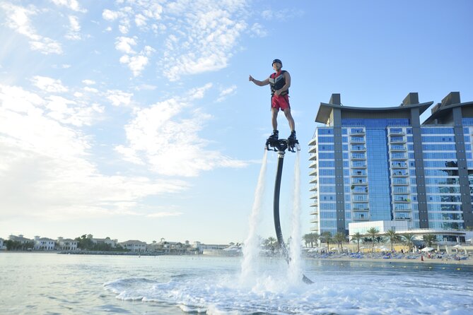 Flyboard in Dubai - The first 10 minutes: learning to control the board