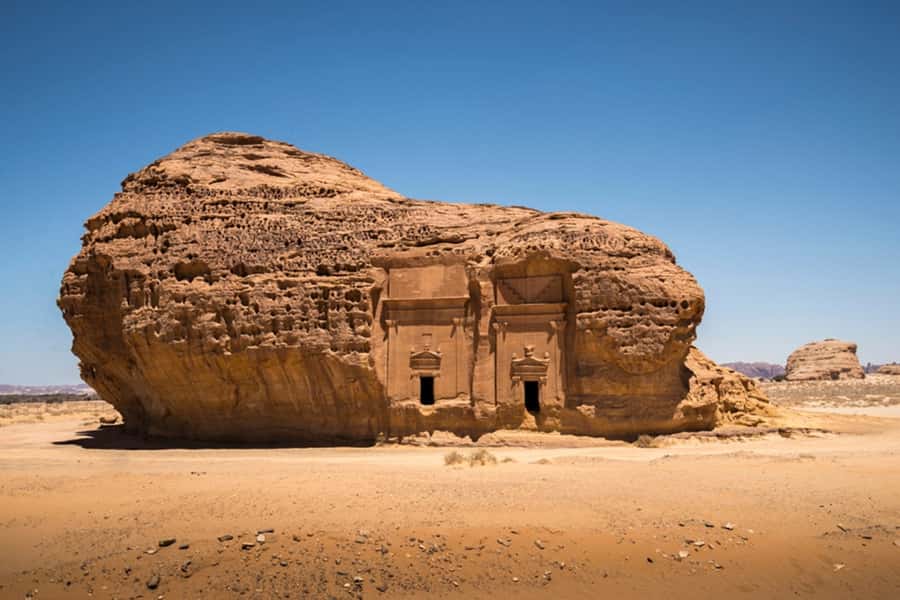 From AlUla: Hegra Tour - The Handcraft Pavilion rounds out the ancient-site visit